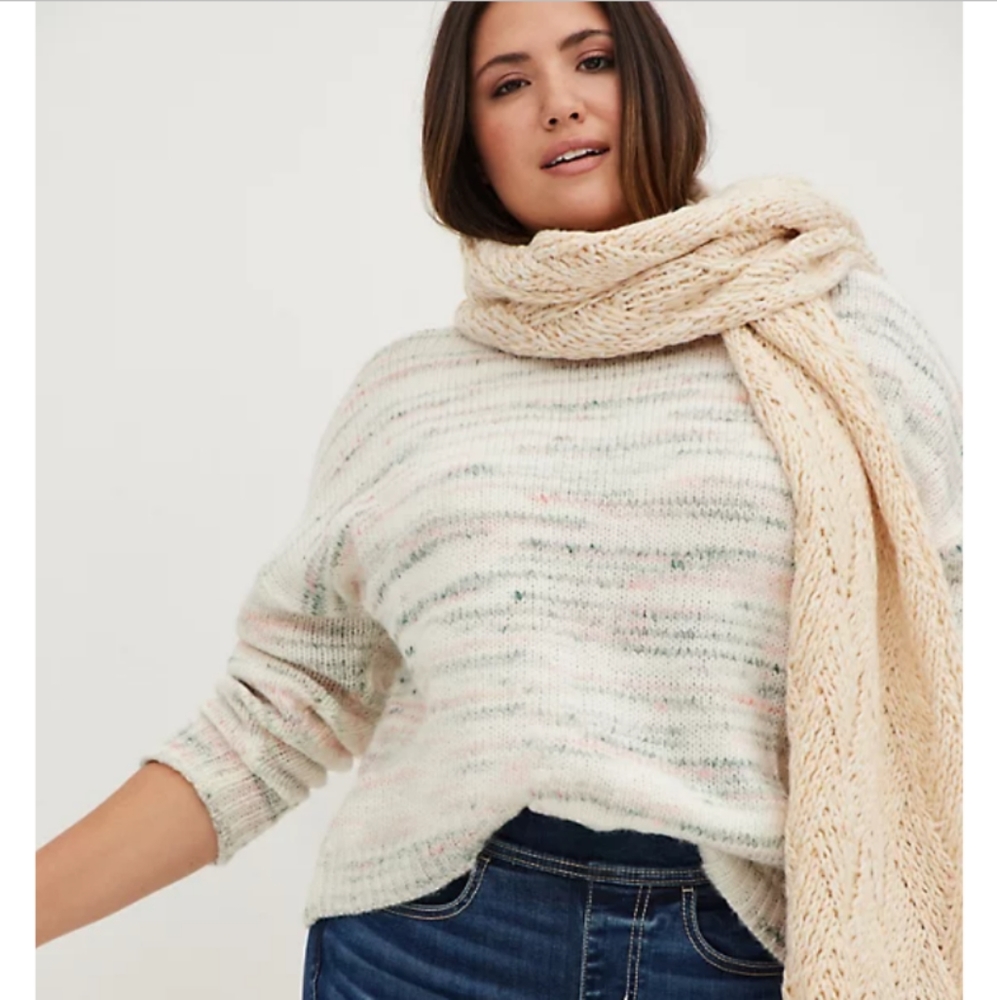 Drop Shoulder Pullover Sweater - Picture 4 of 5